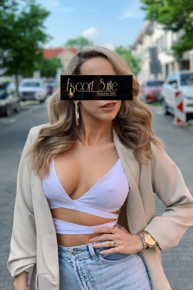 liebenswerte escort dame